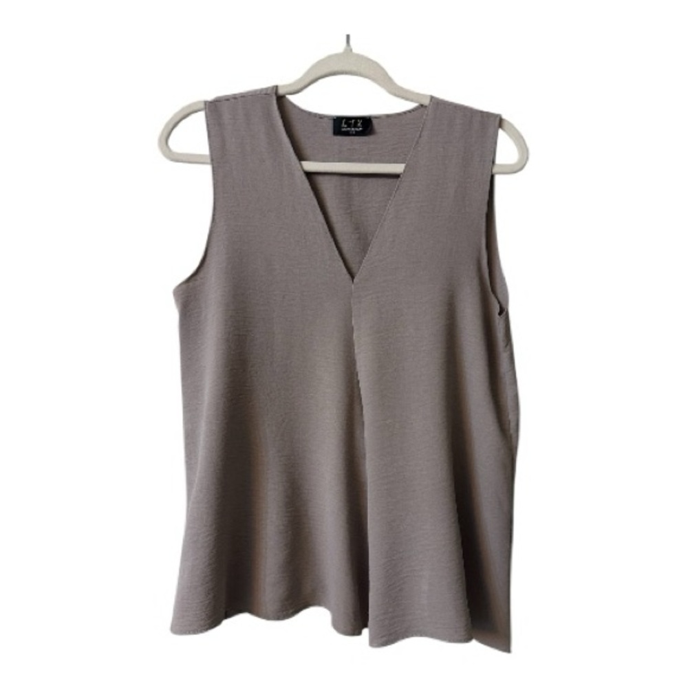 LTK Sportswear Taupe Sleeveless‎ Top